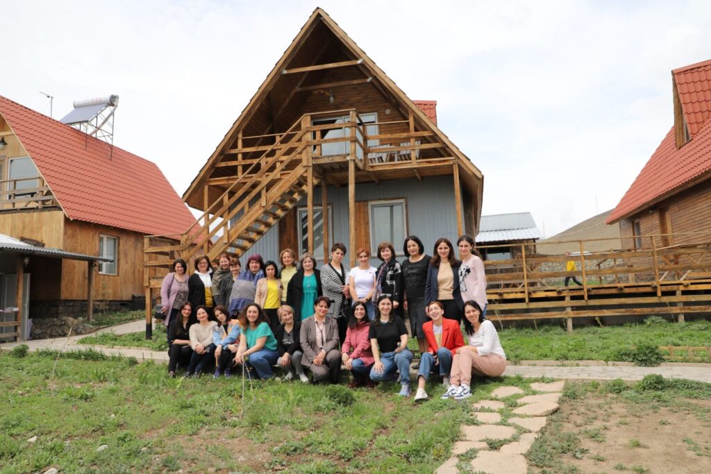 Peacebuilding Education: Teacher Trainings